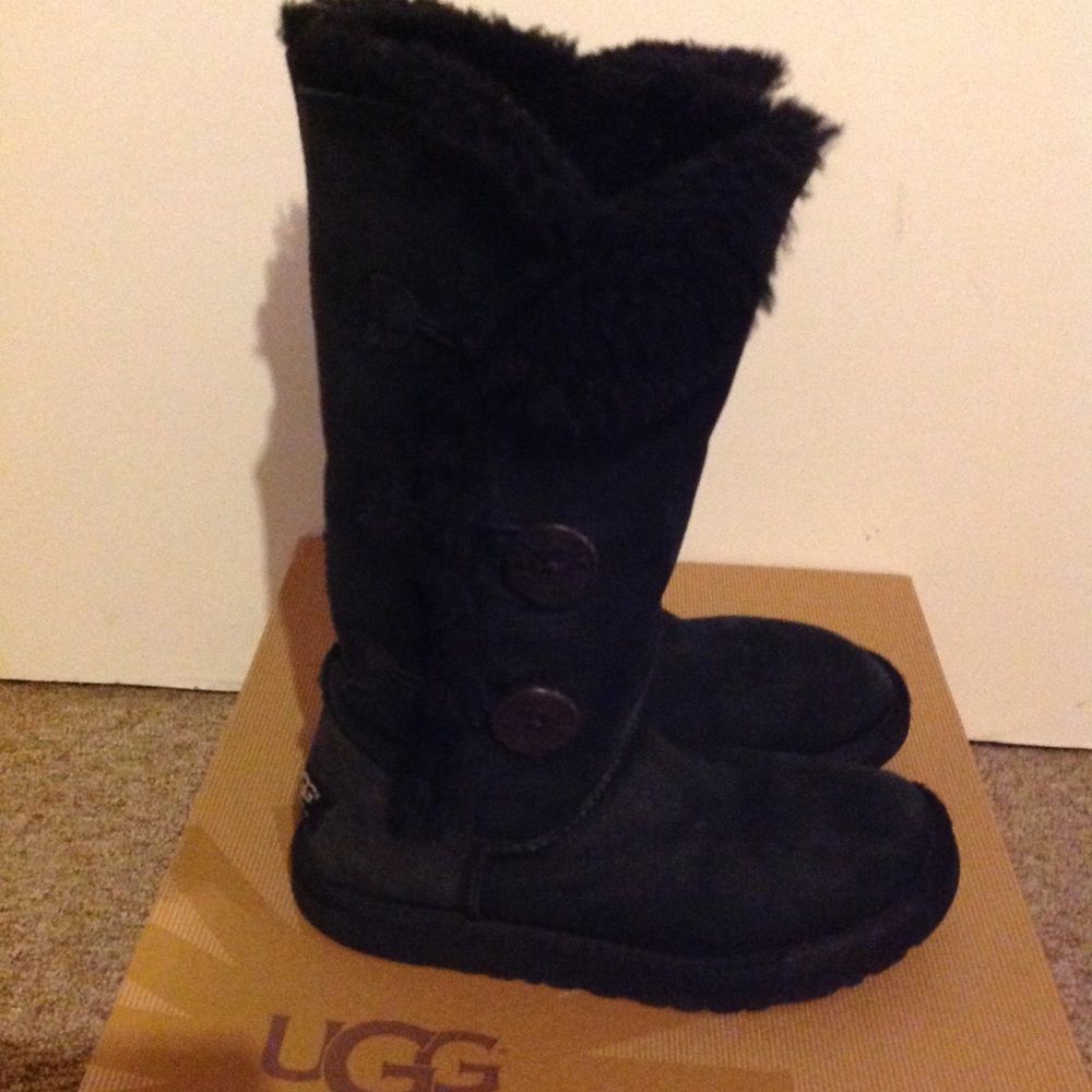 UGG suede boots - Picture 3 of 8